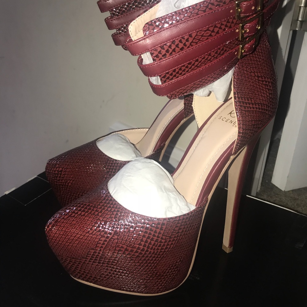 Sexy "oxblood" heel